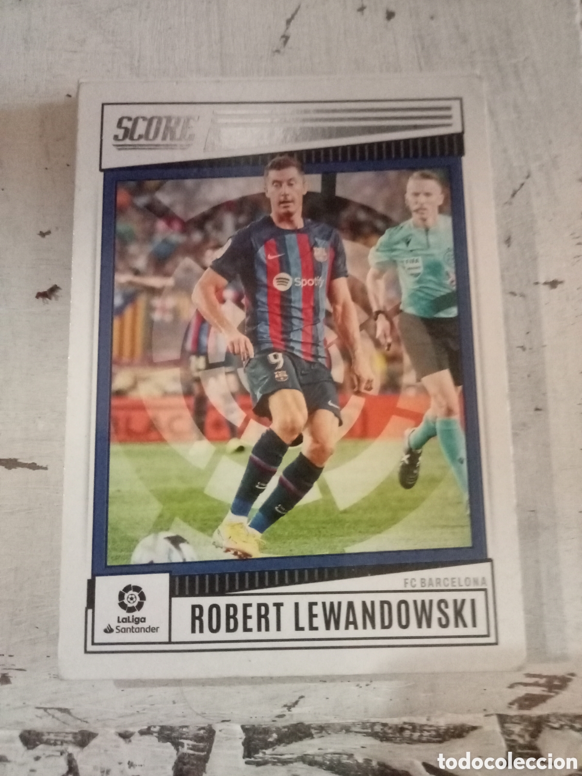 Cromos de f&uacute;tbol: Cromo 69 Robert Lewandowski score la liga 2022-23
