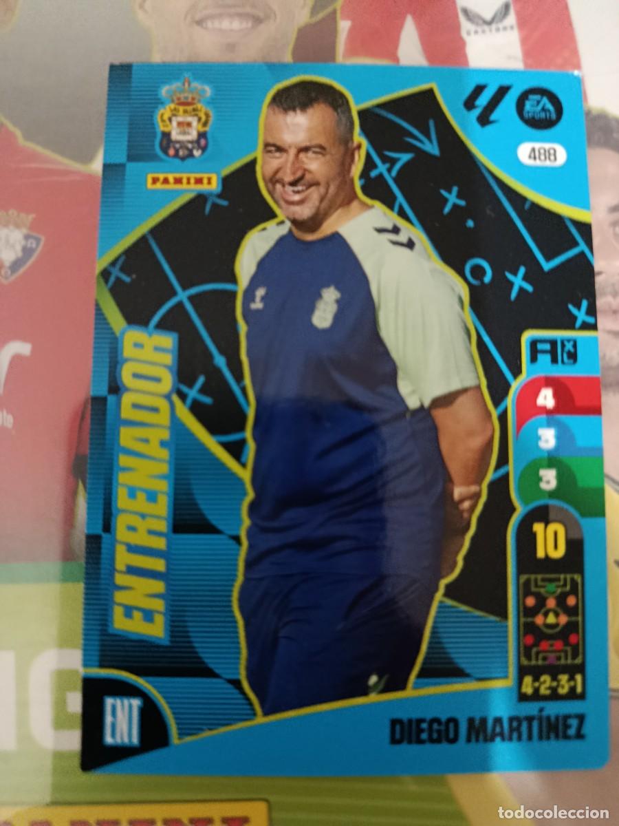 Football Stickers: Adrenalyn 24/25. 488- Diego Mart&iacute;nez. Las Palmas. Entrenador.