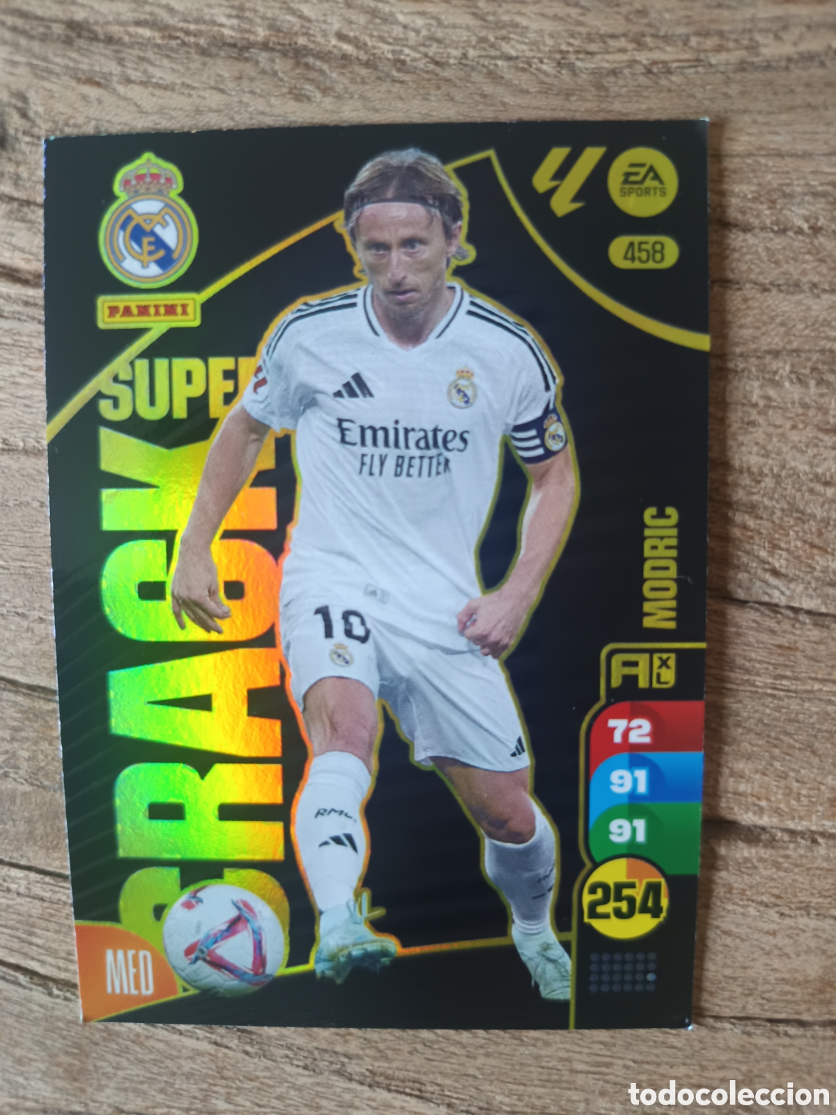 Figurine di Calcio: Modric Super crack Adrenalyn 2024-2025