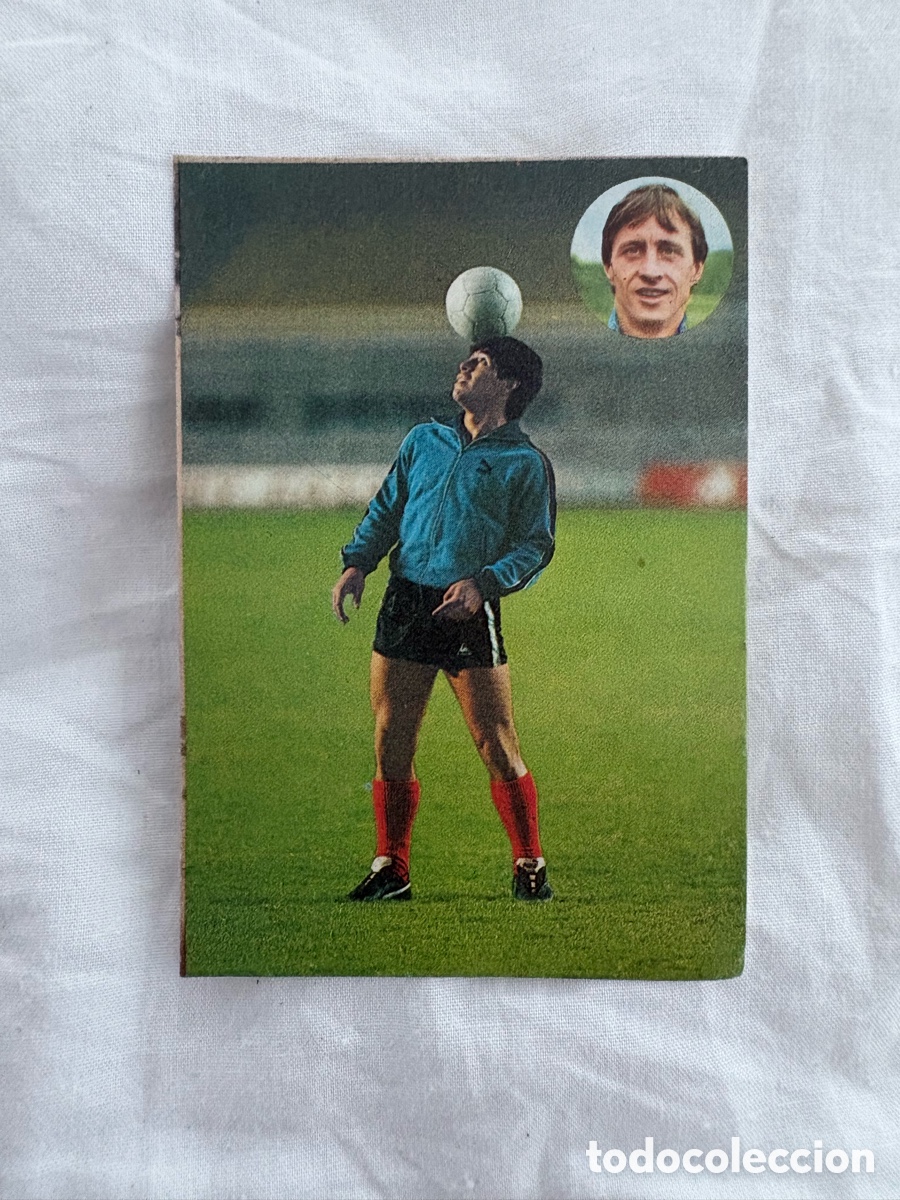 Cromos de f&uacute;tbol: CROMO 28 MARADONA ROOKIE APRENDE CRUYFF 1984 geprodesa el de las fotos