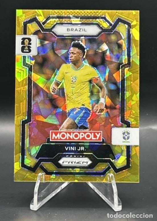 Cromos de f&uacute;tbol: Vini Junior #14 Brasil Cracked Ice Gold Prizm Monopoly Panini FIFA World Cup 2026