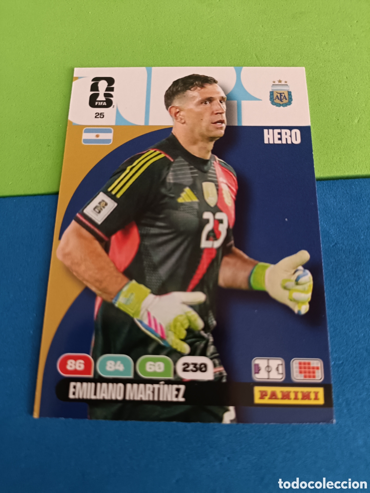 Cromos de f&uacute;tbol: Adrenalyn XL Fifa World cup 2026 mundial - 25 Emiliano Mart&iacute;nez Dibu