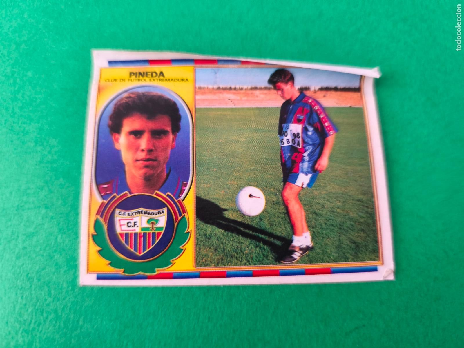 Cartes &agrave; collectionner de Football: CROMO FUTBOL PINEDA EXTREMADURA C.F. COLOCA VENTANILLA SUPERIOR LIGA ESTE 1996-1997/96-97