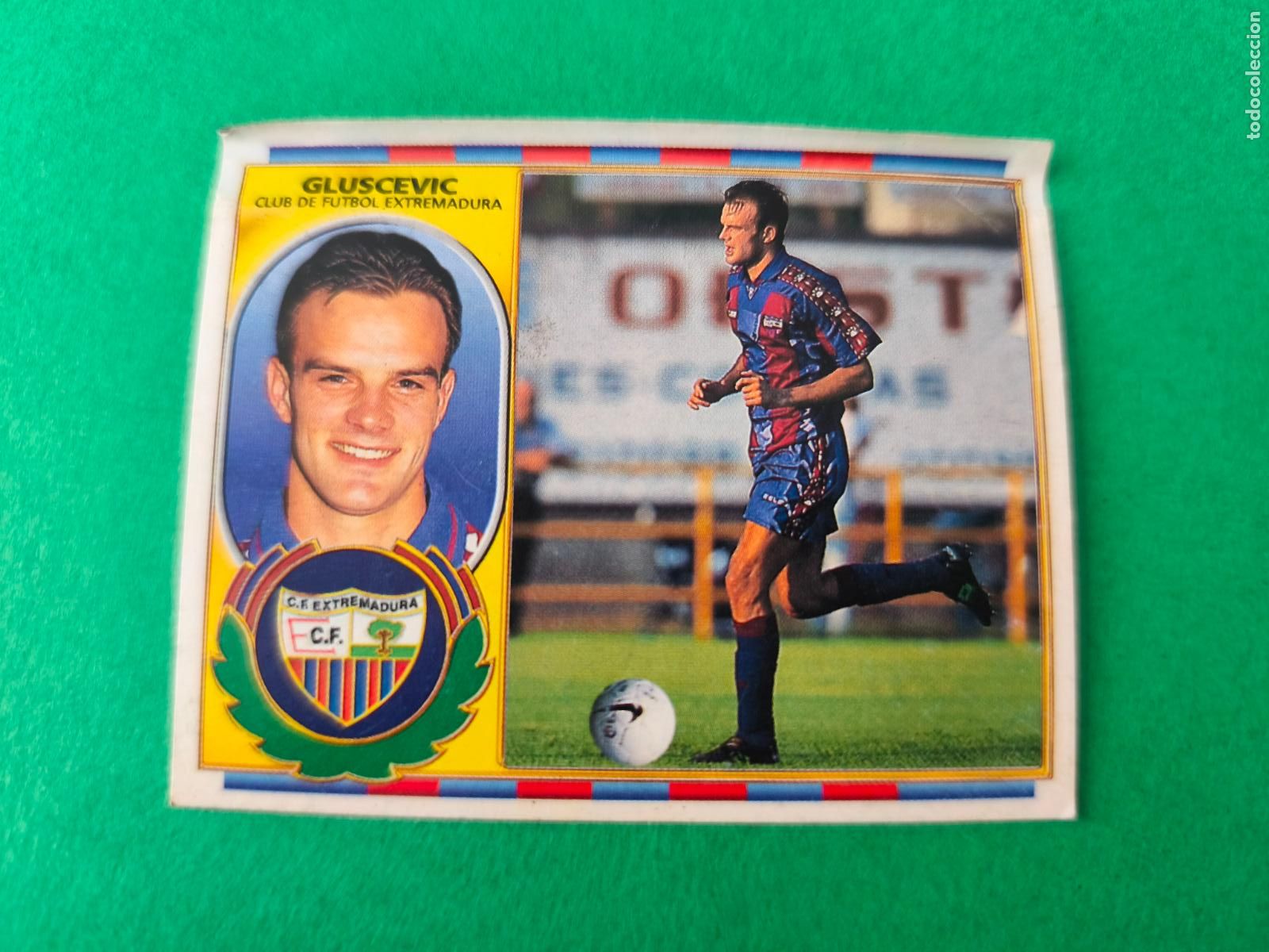 Cartes &agrave; collectionner de Football: CROMO FUTBOL GLUSEVIC EXTREMADURA C.F. COLOCA VENTANILLA SUPERIOR LIGA ESTE 1996-1997/96-97