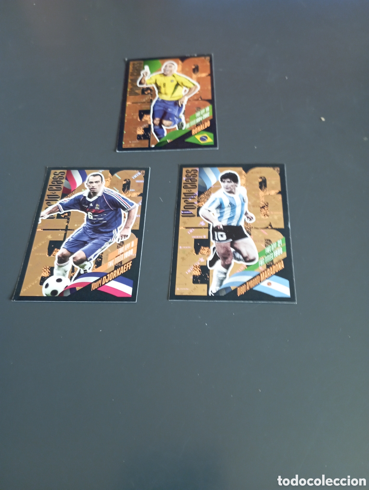 Football Stickers: Mini lote 3 cromos leyendas world class 2024