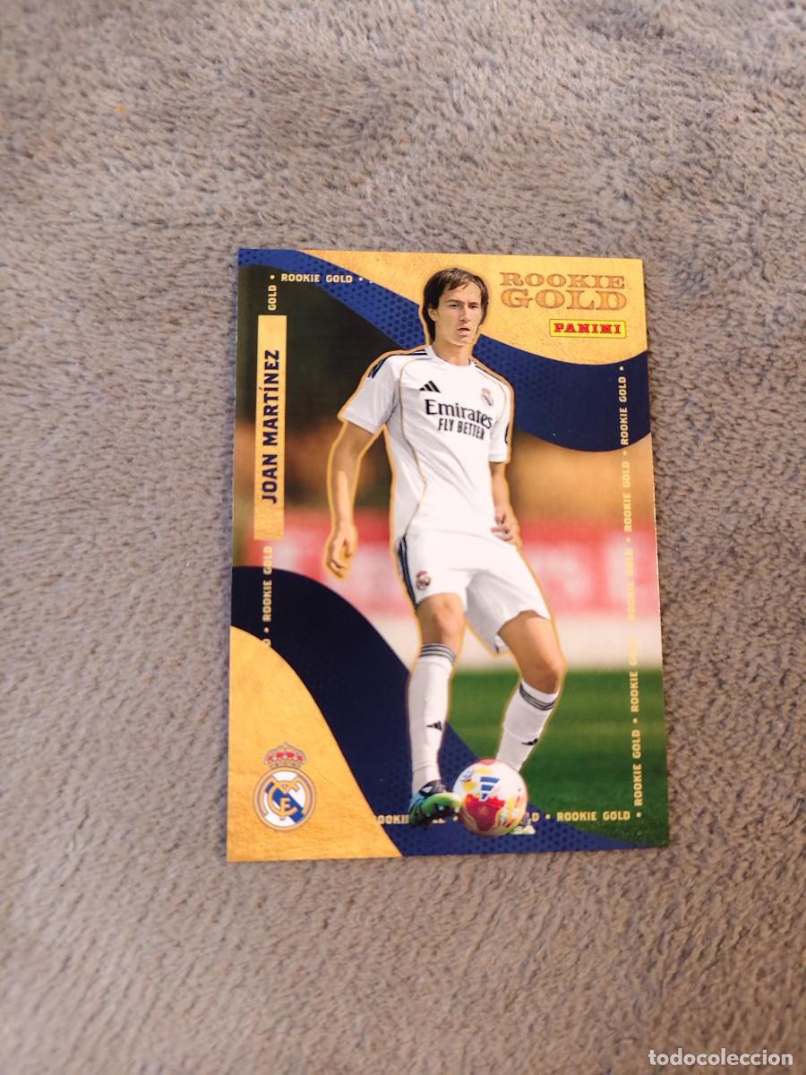Figurine di Calcio: RG 56 PANINI CLUB REAL MADRID 25 26 JOAN MART&Iacute;NEZ ROOKIE GOLD 2025 2026