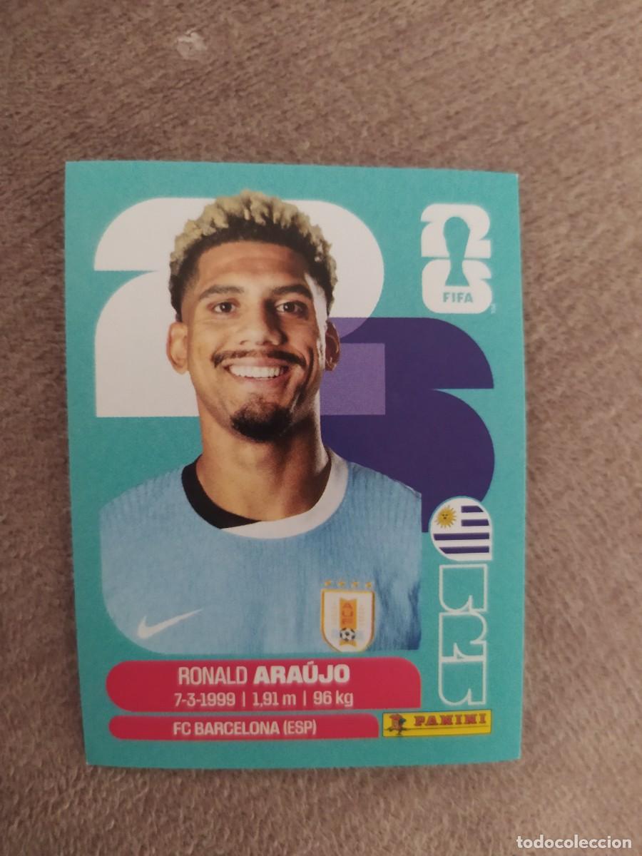Figurine di Calcio: URU 04 Ronald ARAUJO 4 Uruguay mundial 2026 panini