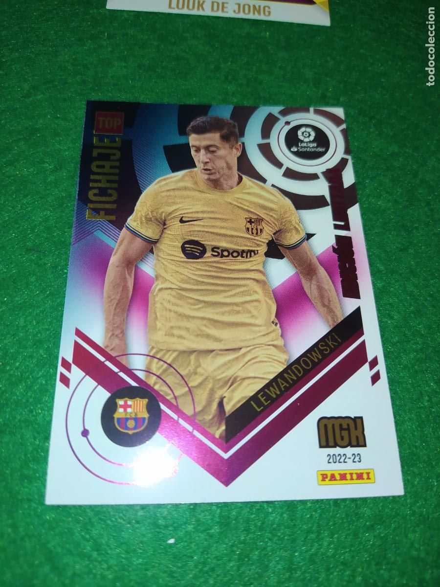 Cromos de f&uacute;tbol: EDICION LIMITADA MGK 2022 2023 TOP FICHAJE LEWANDOWSKI FC BARCELONA