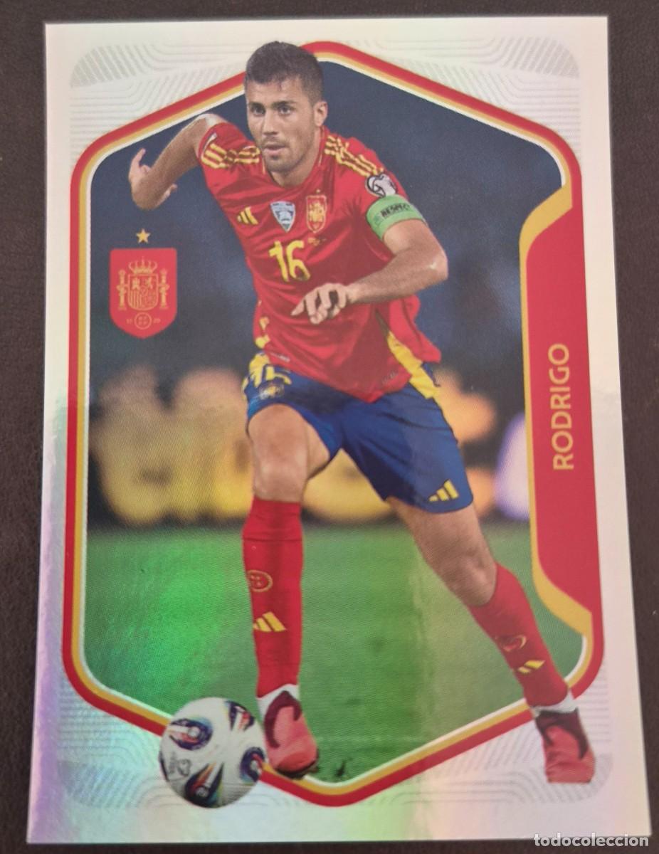 Cromos de f&uacute;tbol: 32 RODRIGO COLECCION OFICIAL DE CROMOS DE LA SELECCION ESPA&Ntilde;OLA 2026 CARREFOUR - PANINI