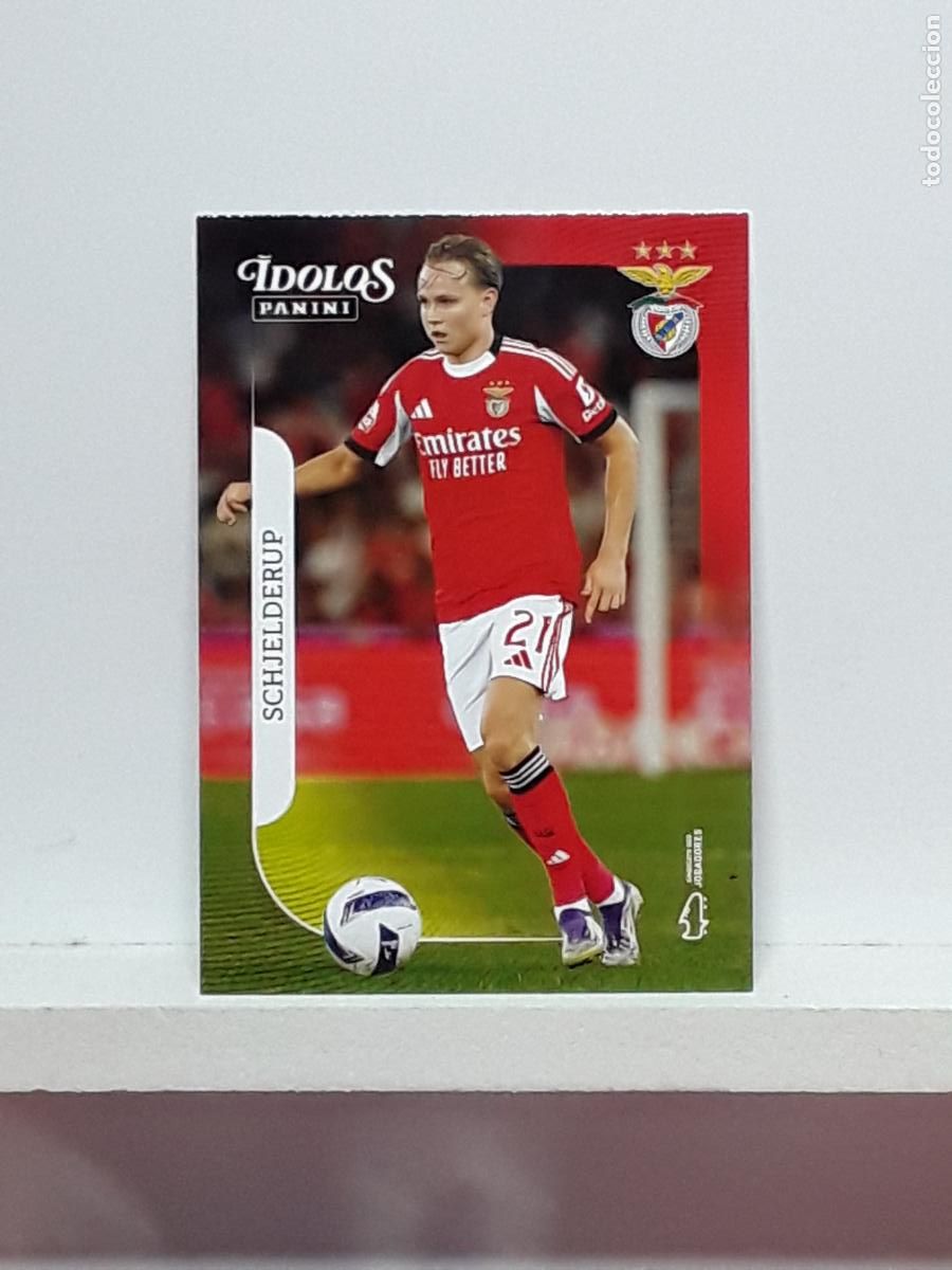 Cartes &agrave; collectionner de Football: PORTUGUES 2025 2026 IDOLOS 25 26 CROMO PANINI FUTEBOL N 32 BENFICA ANDREAS RAEDERGARD SCHJELDERUP