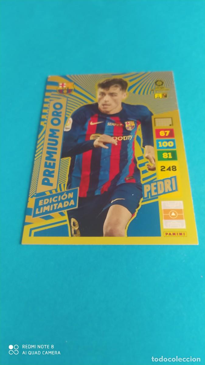 Cromos de f&uacute;tbol: BARCELONA PEDRI PREMIUM ORO EDICION LIMITADA ADRENALYN 2022 2023 N1