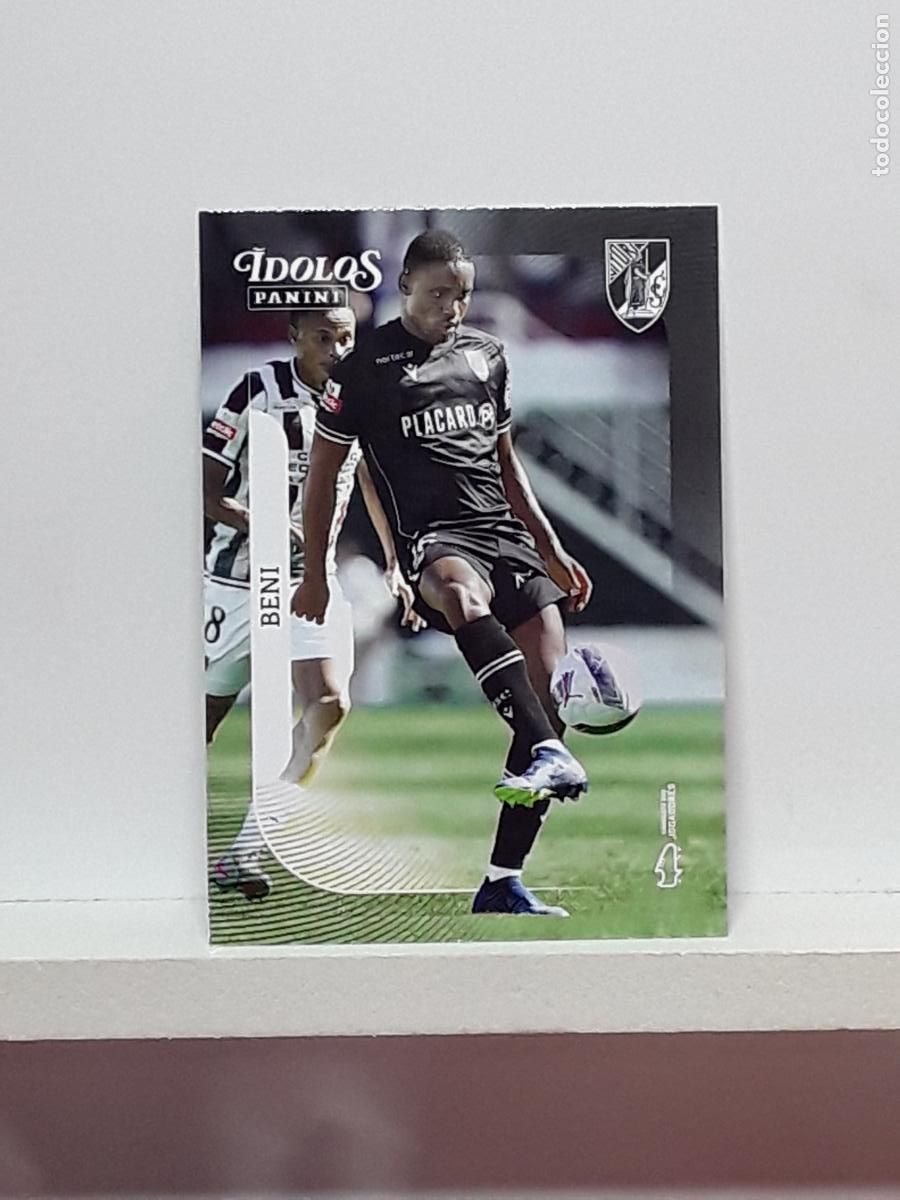 Cartes &agrave; collectionner de Football: PORTUGUES 2025 2026 IDOLOS 25 26 CROMO PANINI FUTEBOL N 77 VITORIA GUIMARAES BENI BENEDITO MAMBUENE