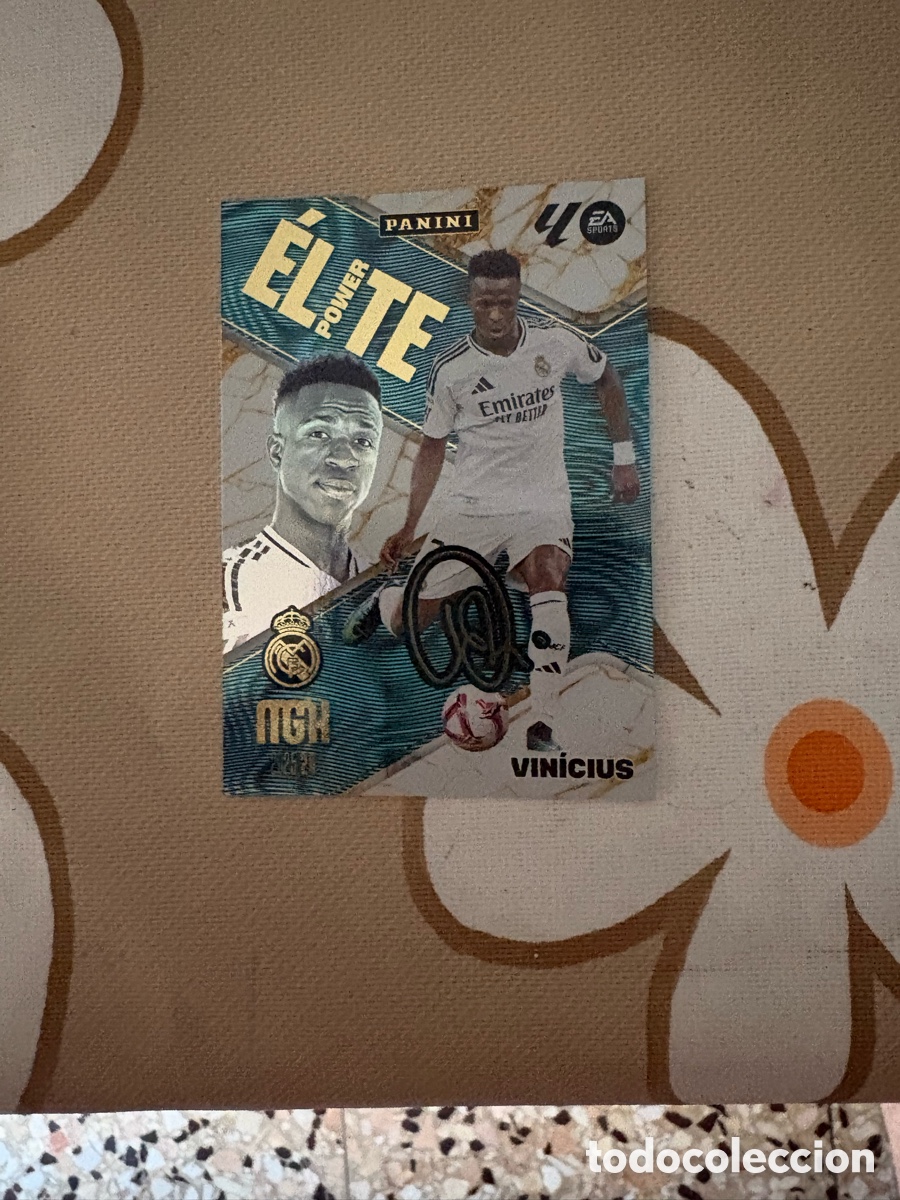 Cromos de Futebol: P18 Vin&iacute;cius J&uacute;nior, Real Madrid, &Eacute;lite Power, firmado, Panini Megacracks 2025 2026 25 26