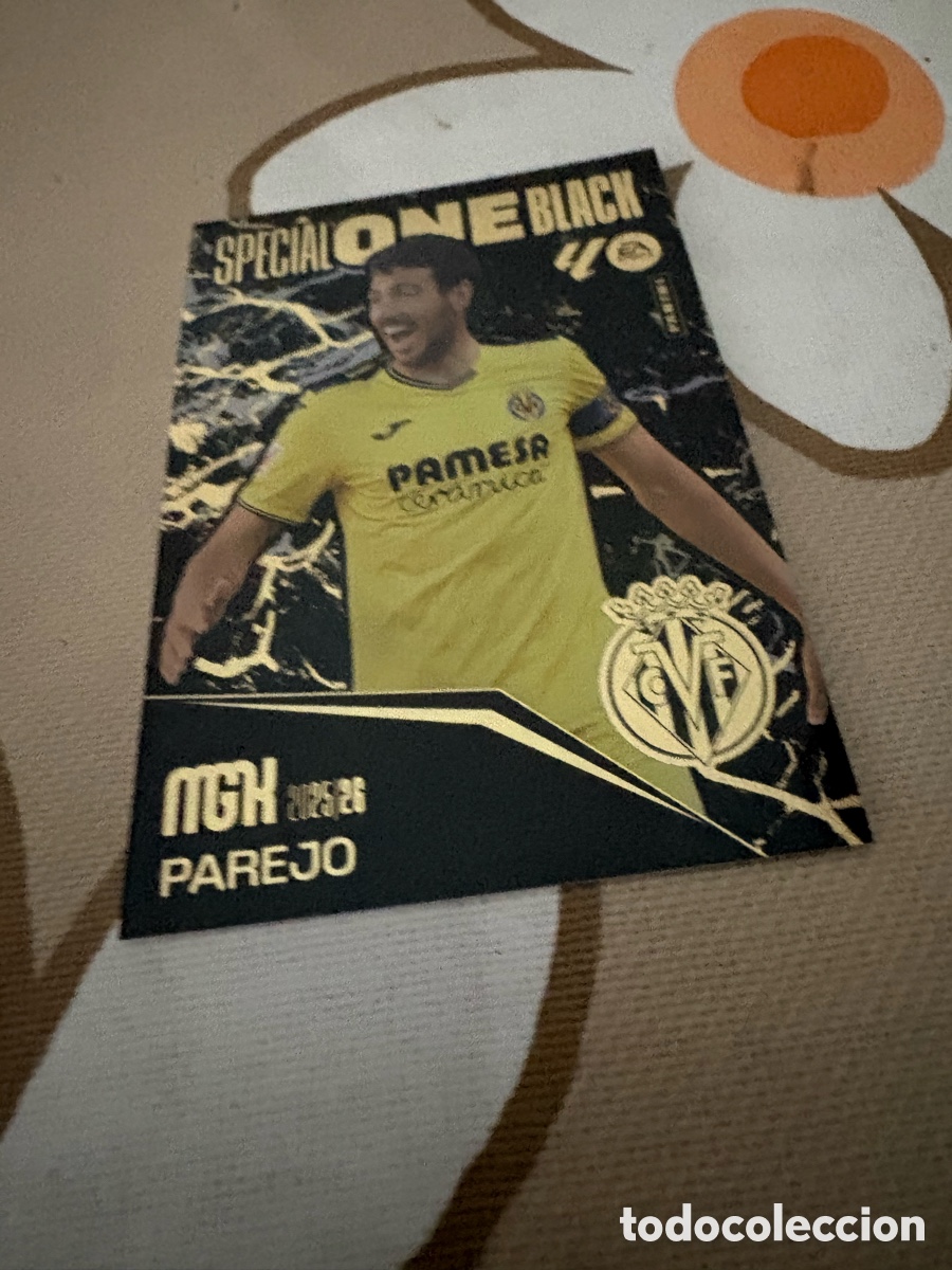 Cromos de f&uacute;tbol: DANI PAREJO SPECIAL ONE BLACK VILLARREA MEGACRACKS 2025 2026 PANINI MGK 25 26
