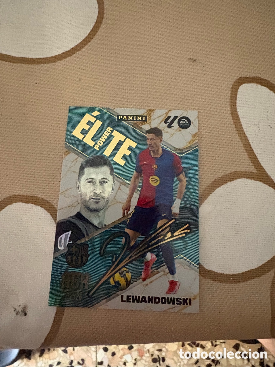 Football Stickers: P8 Lewandowski, FC Barcelona, &Eacute;lite Power Firma, Panini Megacracks 2025 2026! 25 26