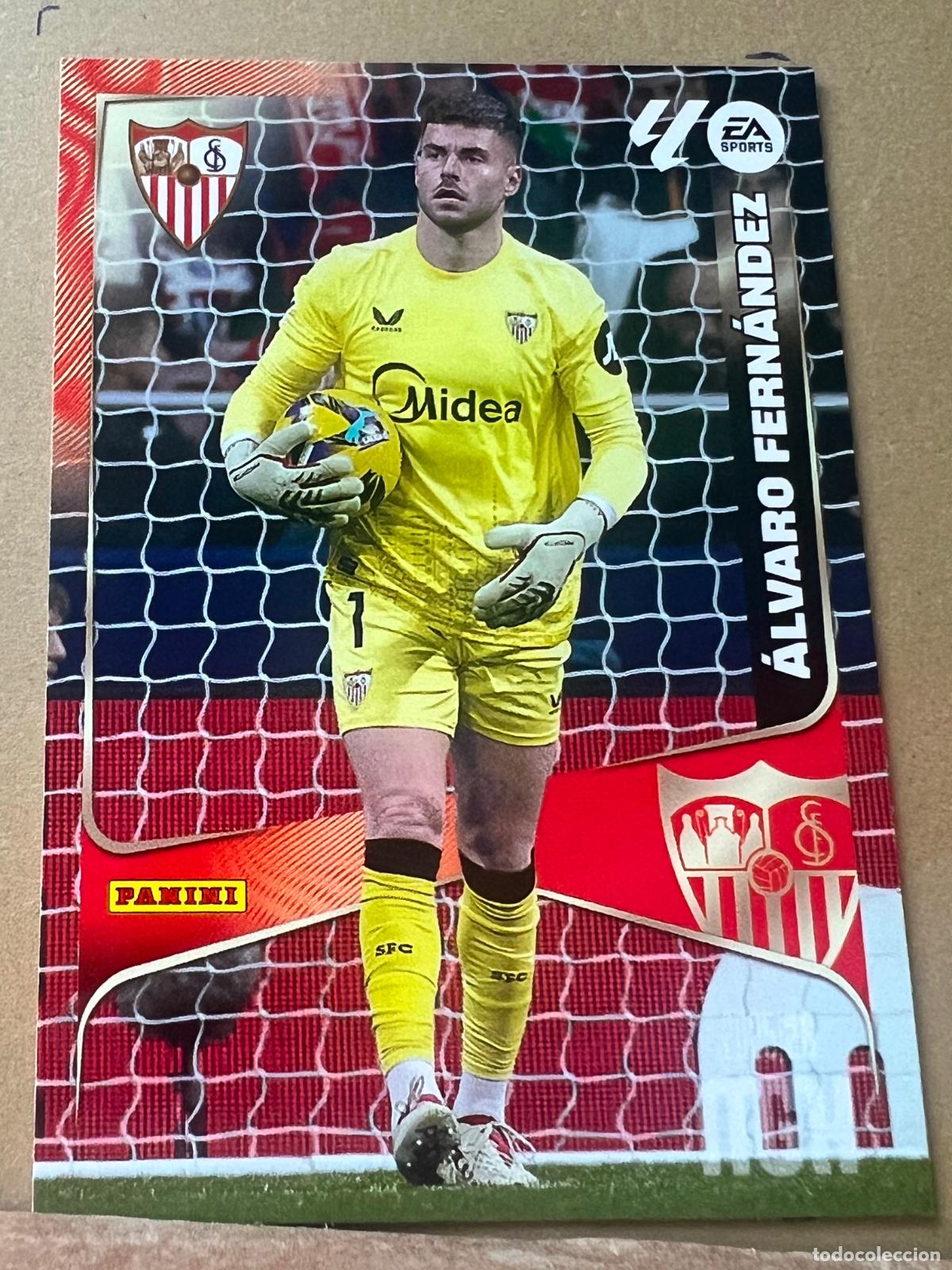 Football Stickers: ALVARO FERNANDEZ #327 MEGACRACKS PANINI 2025 2026