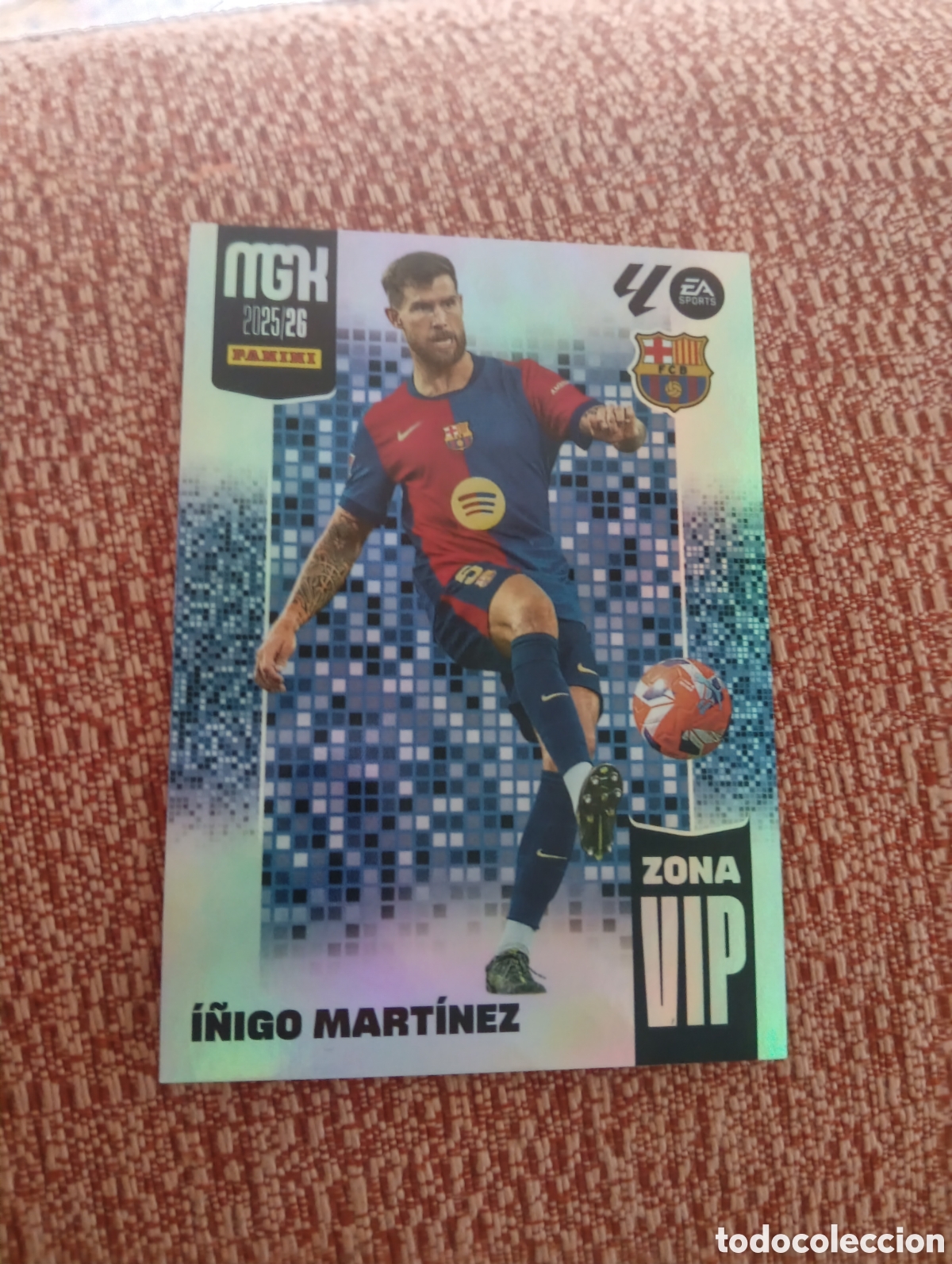 Cromos de f&uacute;tbol: I&Ntilde;IGO MARTINEZ N&ordm; 396 / ZONA VIP (F.C. BARCELONA) MEGACRACKS 2025 2026 PANINI 25 26 LIGA MGK CARD
