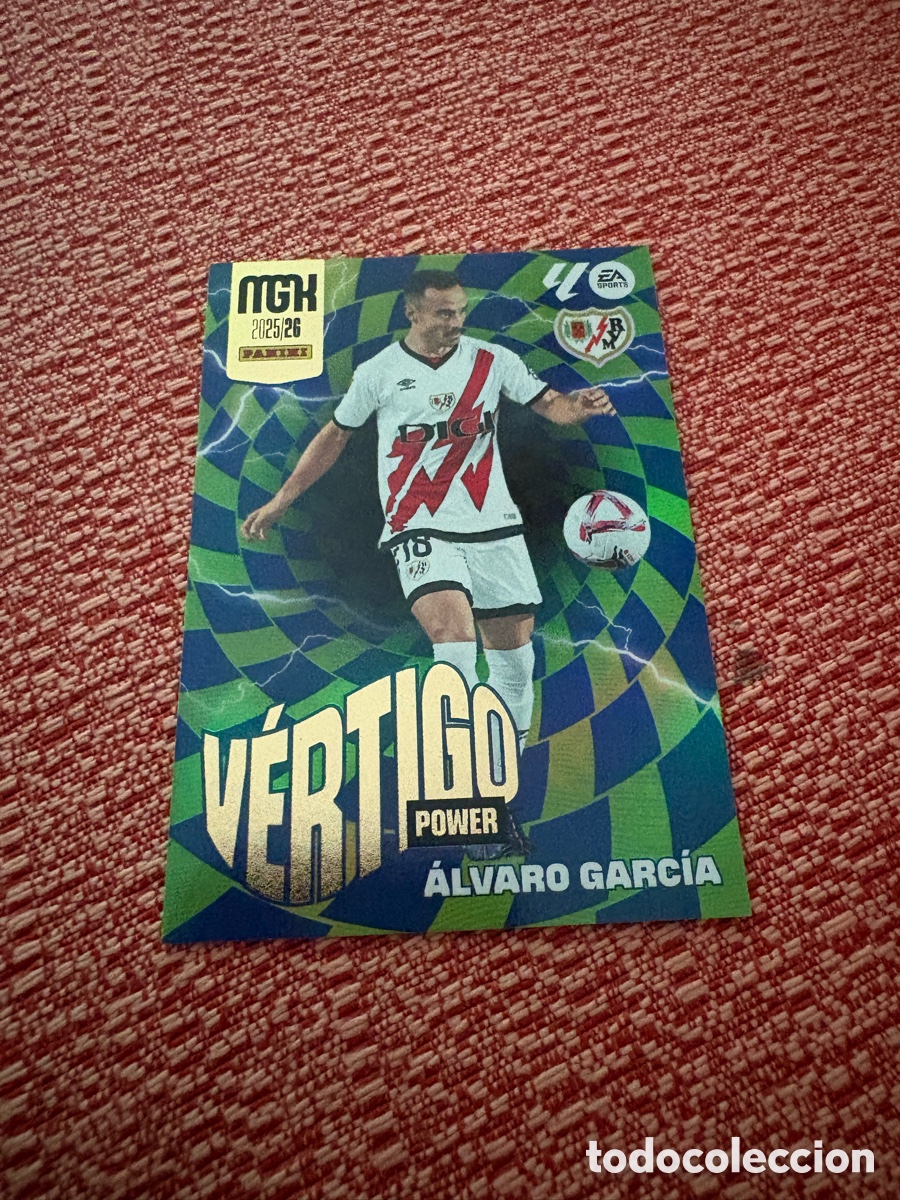 Cromos de Futebol: &Aacute;lvaro Garc&iacute;a serie v&eacute;rtigo power n&uacute;mero P379 del Rayo Vallecano megacracks 25-26 2025-2026
