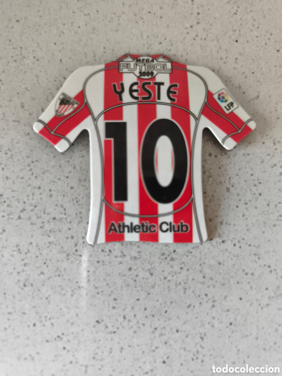 Cromos de f&uacute;tbol: CAMISETA IMAN NUMERO 10 YESTE ATHLETIC CLUB BILBAO. MEGA FUTBOL MAGNETS 2008-2009