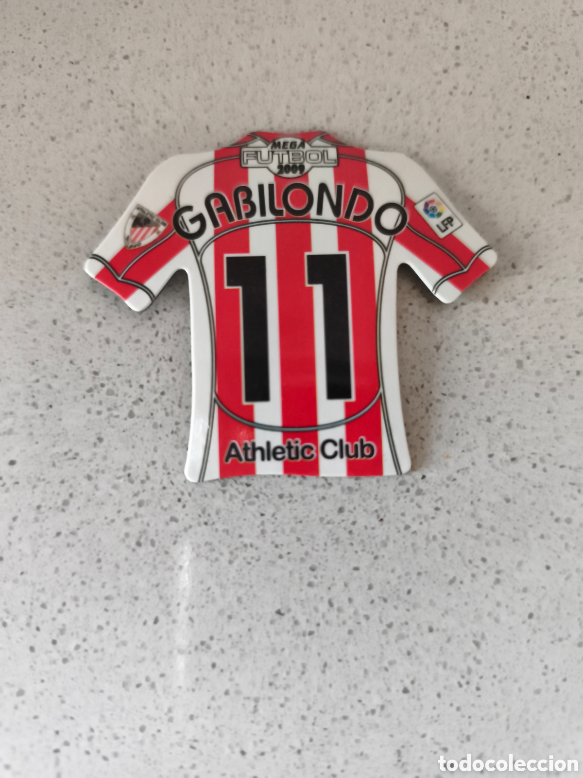 Cromos de f&uacute;tbol: CAMISETA IMAN NUMERO 11 GABILONDO ATHLETIC CLUB BILBAO. MEGA FUTBOL MAGNETS 2008-2009