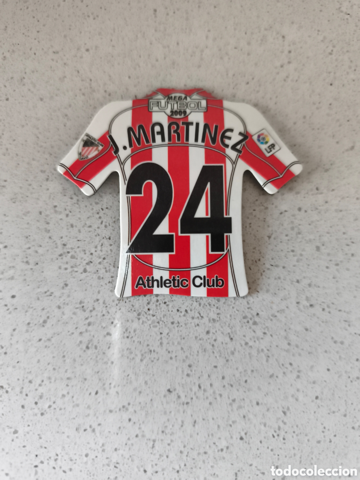 Football Stickers: CAMISETA IMAN NUMERO 24 J. MARTINEZ ATHLETIC CLUB BILBAO. MEGA FUTBOL MAGNETS 2008-2009