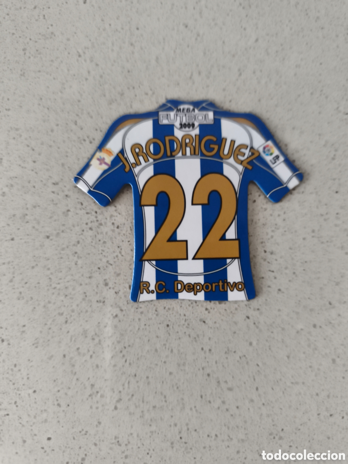 Cromos de Futebol: CAMISETA IMAN NUMERO 22 J. RODRIGUEZ DEPORTIVO CORU&Ntilde;A. MEGA FUTBOL MAGNETS 2008-2009