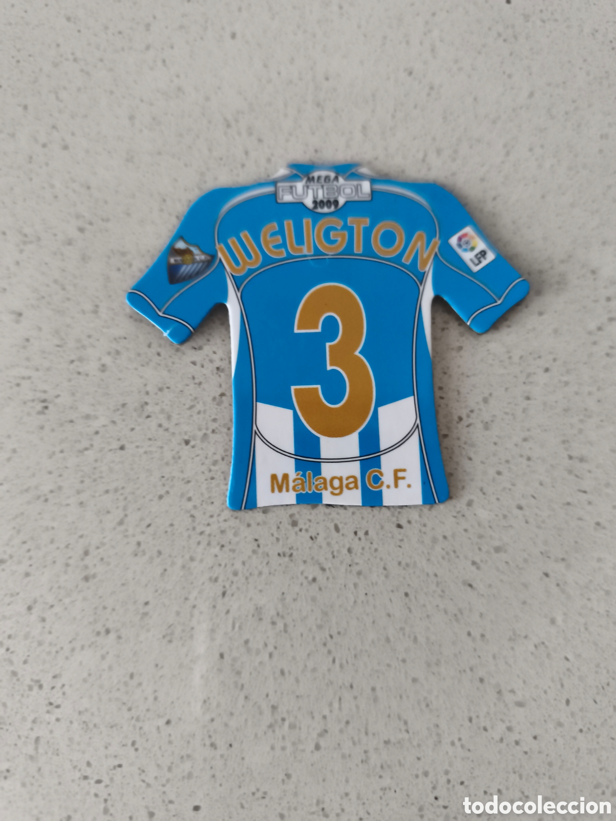 Cartes &agrave; collectionner de Football: CAMISETA IMAN NUMERO 3 WELIGTON MALAGA. MEGA FUTBOL MAGNETS 2008-2009