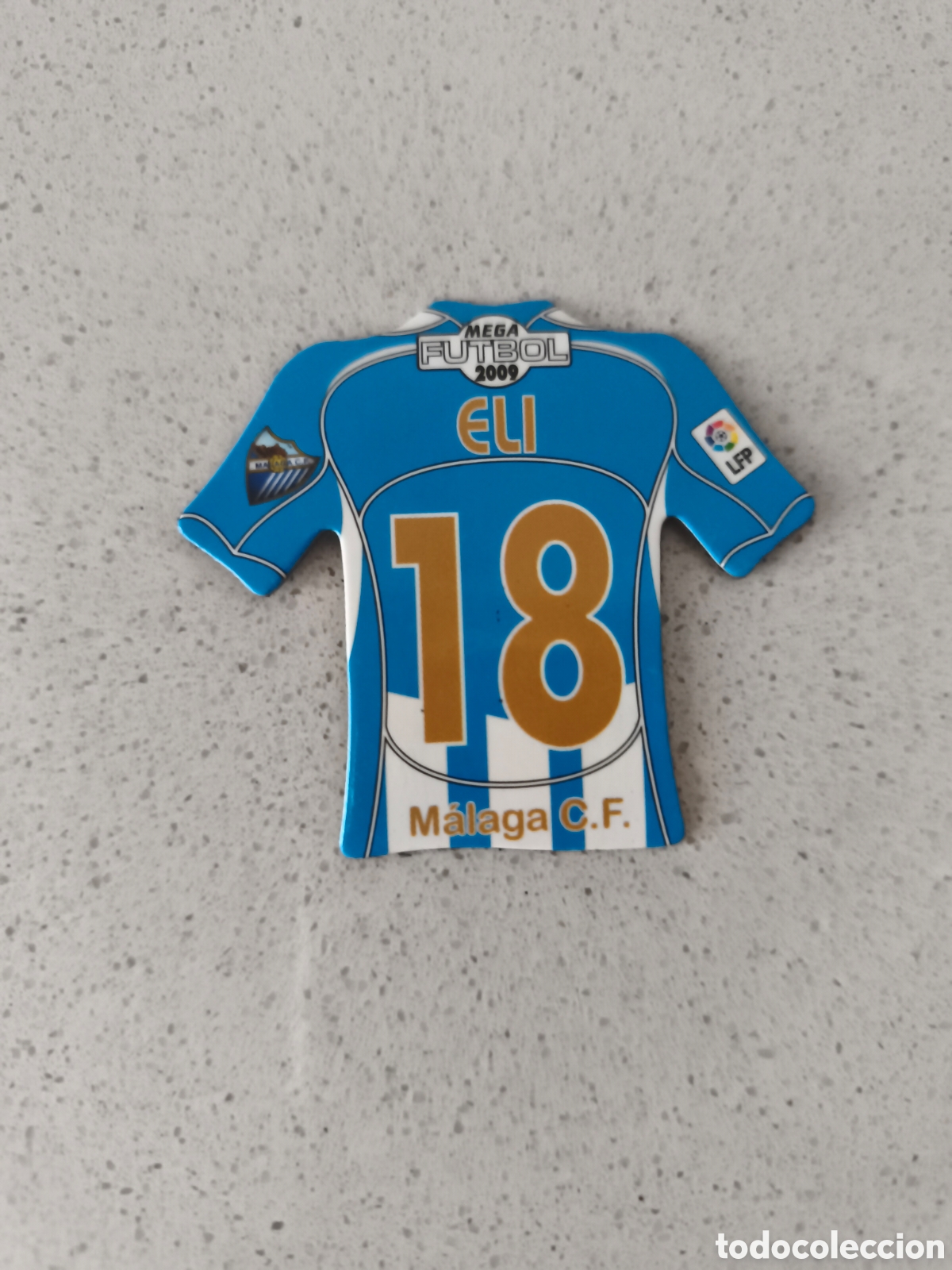 Cromos de f&uacute;tbol: CAMISETA IMAN NUMERO 18 ELI MALAGA. MEGA FUTBOL MAGNETS 2008-2009