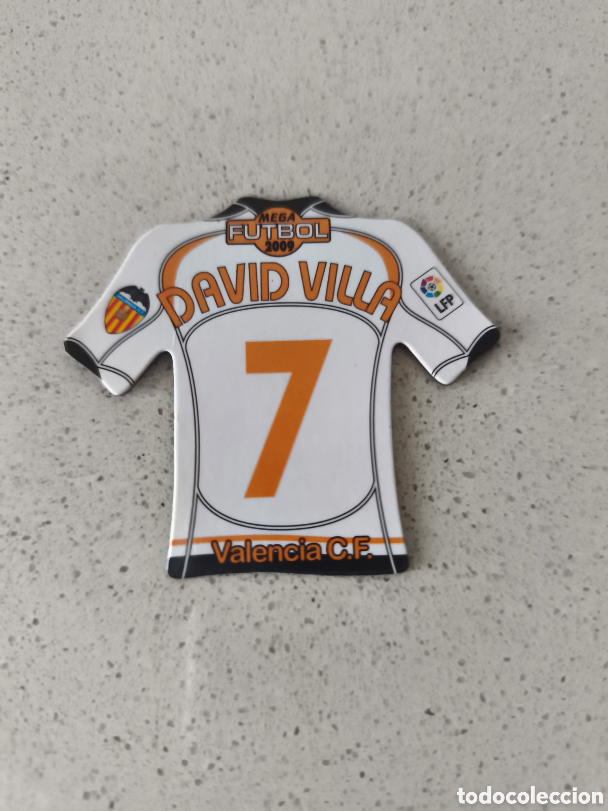 Cromos de f&uacute;tbol: CAMISETA IMAN NUMERO 7 DAVID VILLA VALENCIA. MEGA FUTBOL MAGNETS 2008-2009