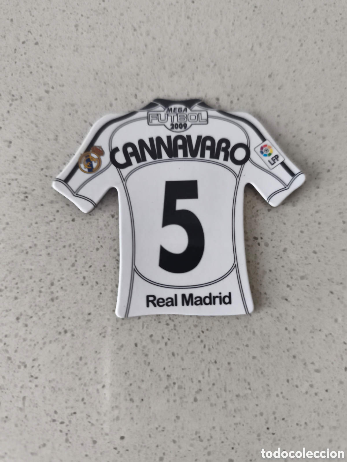 Cromos de f&uacute;tbol: CAMISETA IMAN NUMERO 5 CANNAVARO REAL MADRID. MEGA FUTBOL MAGNETS 2008-2009