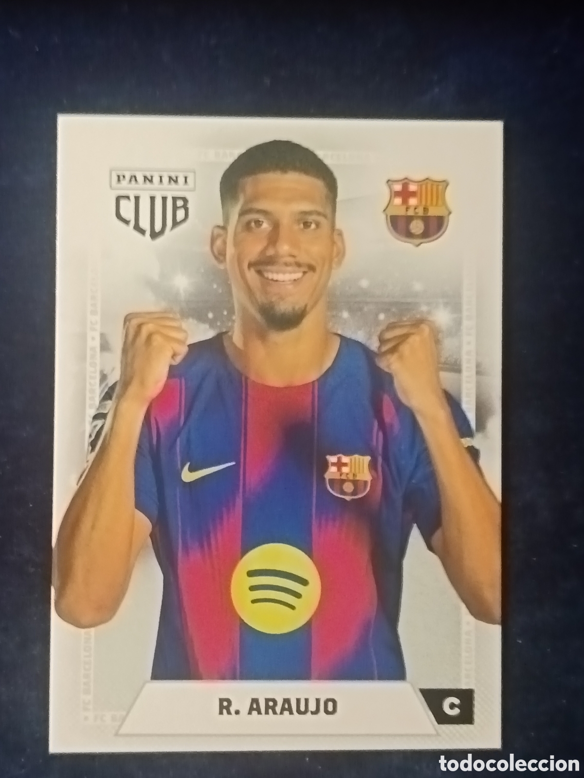 Cromos de f&uacute;tbol: Panini club 2025/2026 14 Araujo