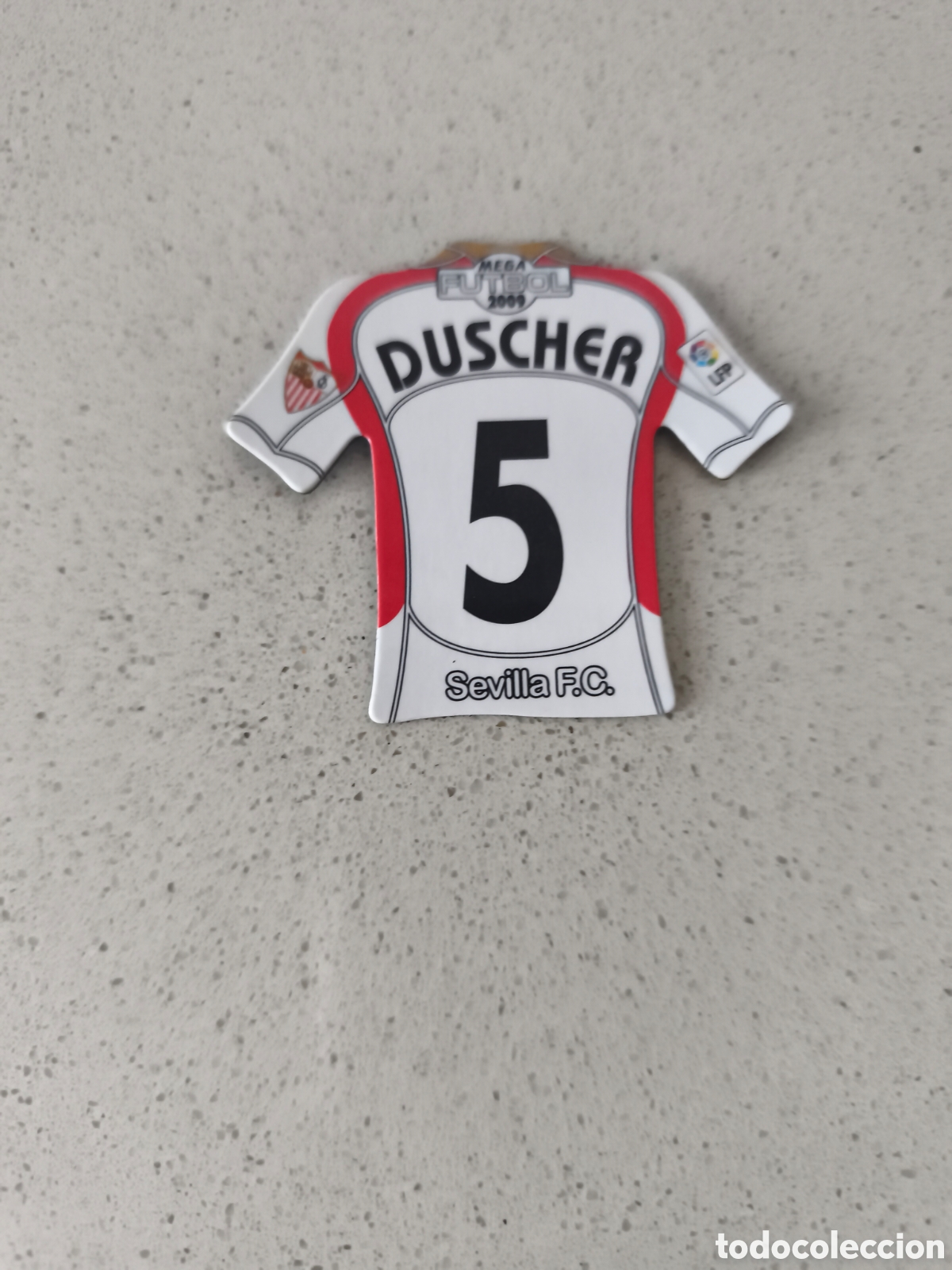 Cartes &agrave; collectionner de Football: CAMISETA IMAN NUMERO 5 DUSCHER SEVILLA. MEGA FUTBOL MAGNETS 2008-2009