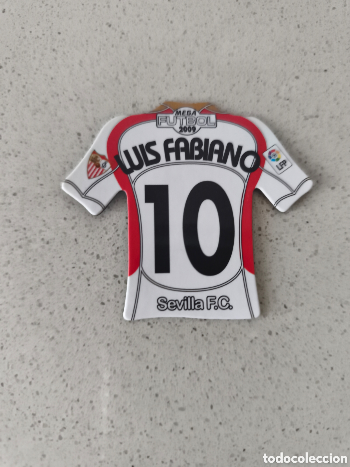 Cromos de Futebol: CAMISETA IMAN NUMERO 10 LUIS FABIANO SEVILLA. MEGA FUTBOL MAGNETS 2008-2009