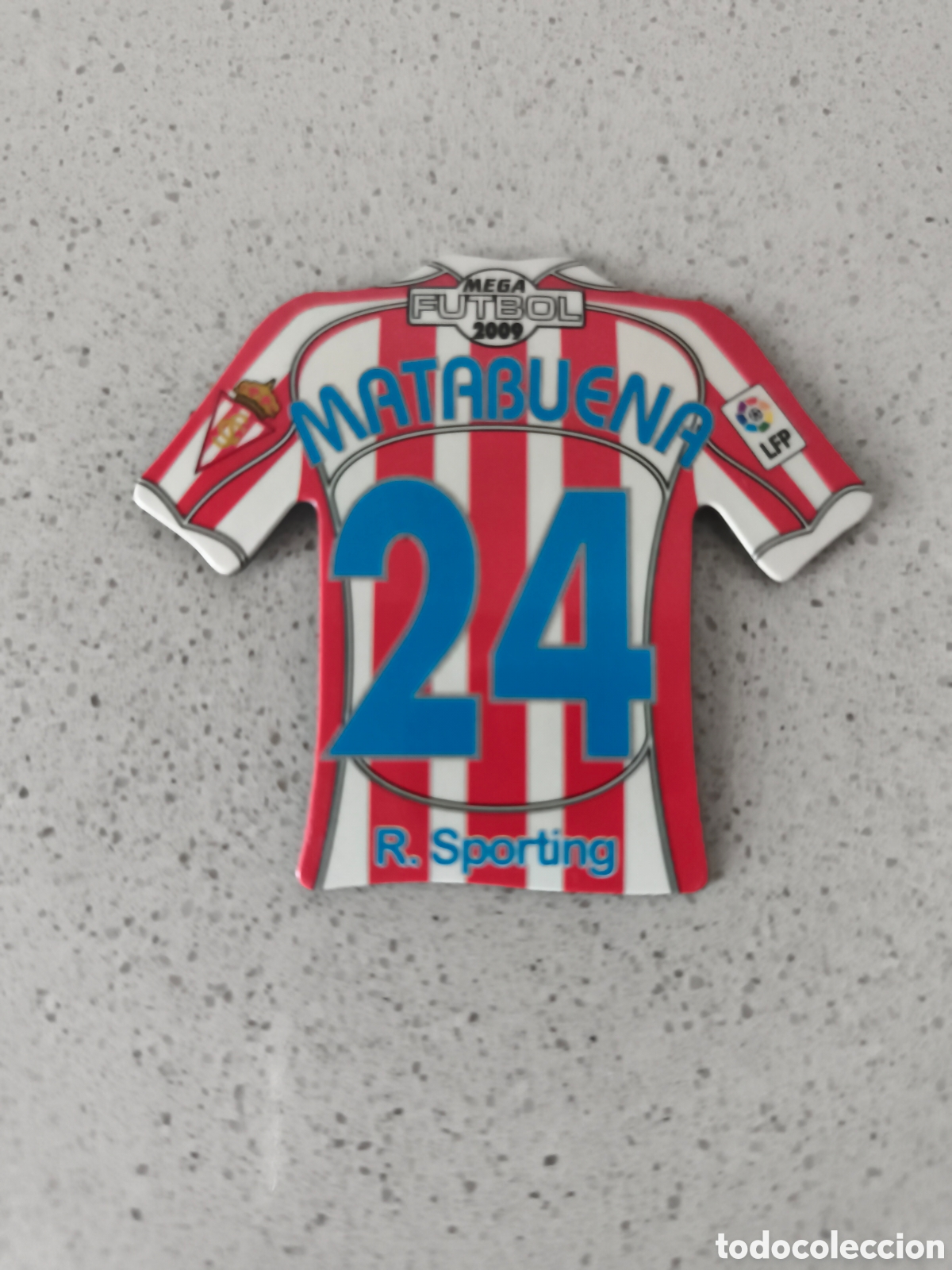 Fu&szlig;ball-Sticker: CAMISETA IMAN NUMERO 24 MATABUENA SPORTING GIJON. MEGA FUTBOL MAGNETS 2008-2009