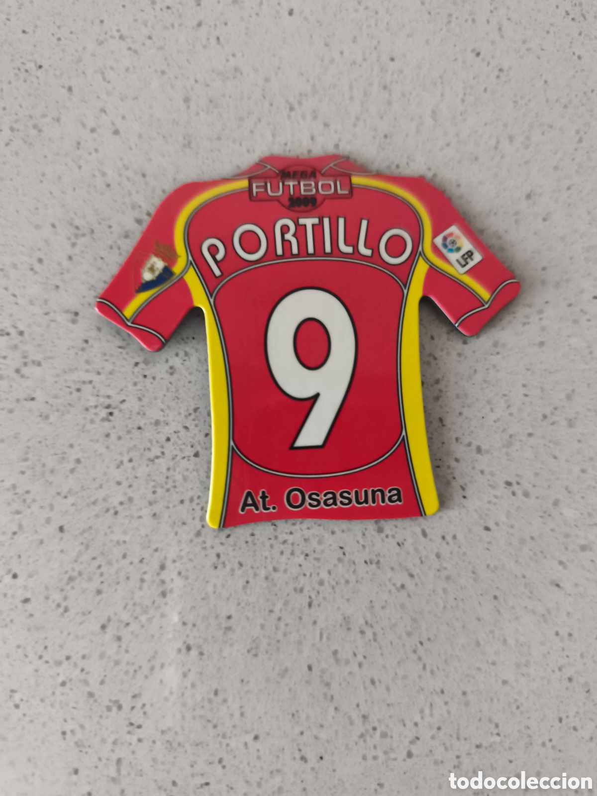 Cromos de f&uacute;tbol: CAMISETA IMAN NUMERO 9 PORTILLO OSASUNA. MEGA FUTBOL MAGNETS 2008-2009
