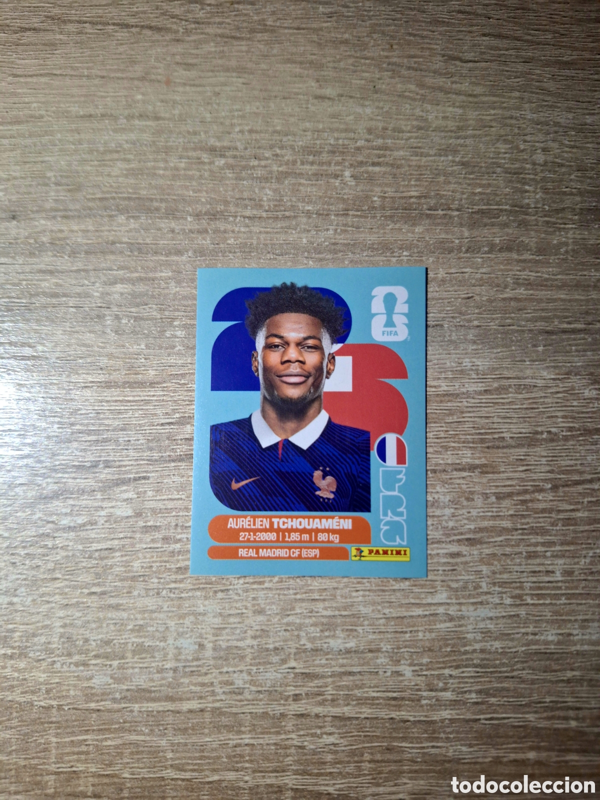 Cromos de f&uacute;tbol: FRA 9 AUR&Eacute;LIEN TCHOUAM&Eacute;NI (MUNDIAL 2026)