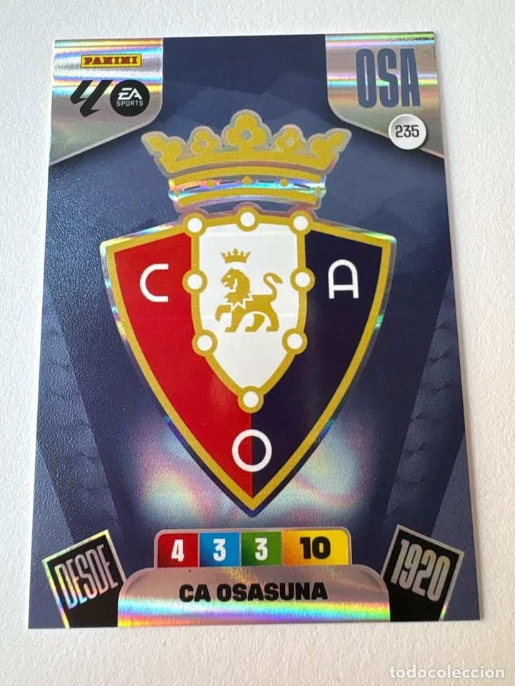 Fu&szlig;ball-Sticker: Carta Escudo Osasuna 235 Adrenalyn 2025-26