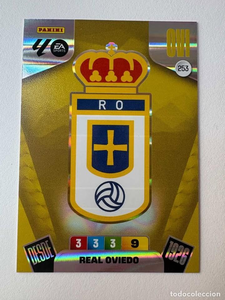 Figurine di Calcio: Carta Escudo Oviedo 253 Adrenalyn 2025-26