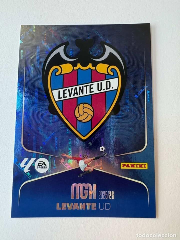Cromos de f&uacute;tbol: Carta Escudo Levante 199 Megacracks 2025-26