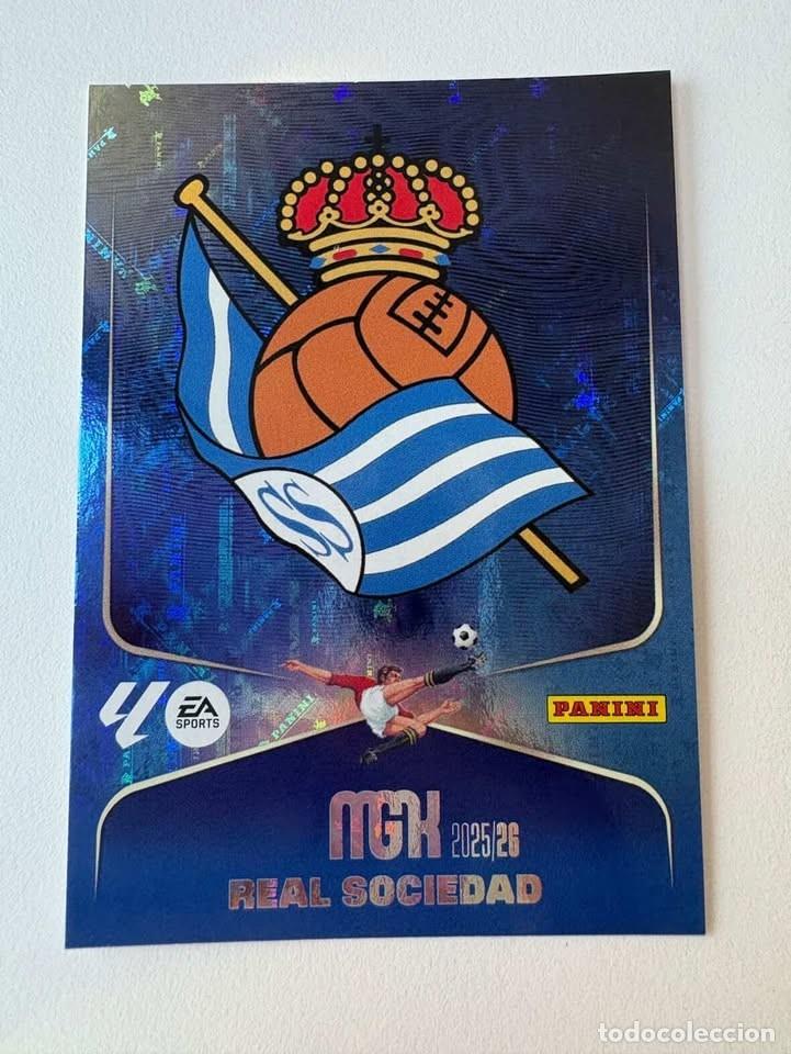 Cromos de f&uacute;tbol: Carta Escudo Real Sociedad 307 Megacracks 2025-26