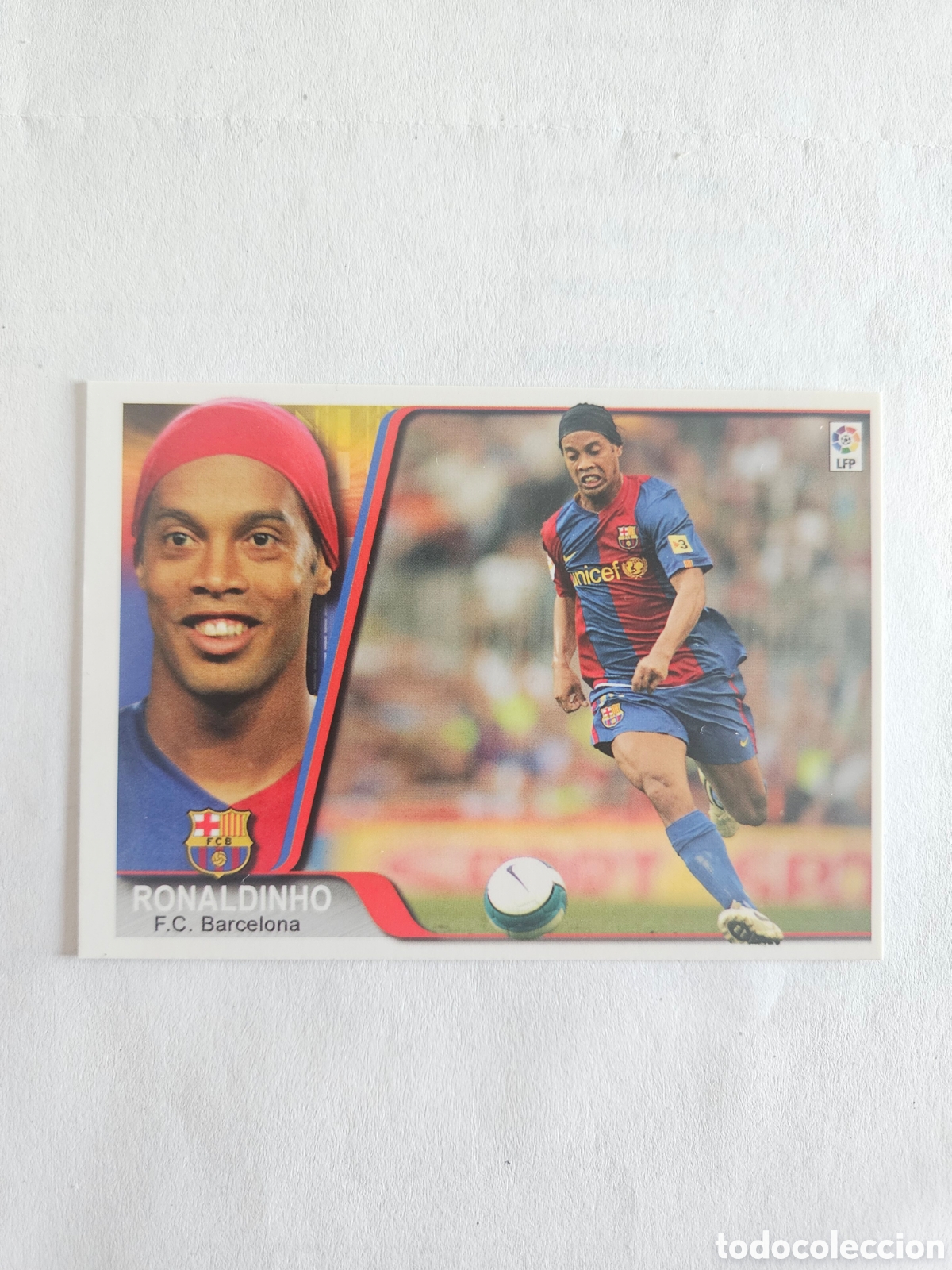 Cartes &agrave; collectionner de Football: 34 RONALDINHO F.C. BARCELONA MUNDICROMO EDICIONES ESTADIO