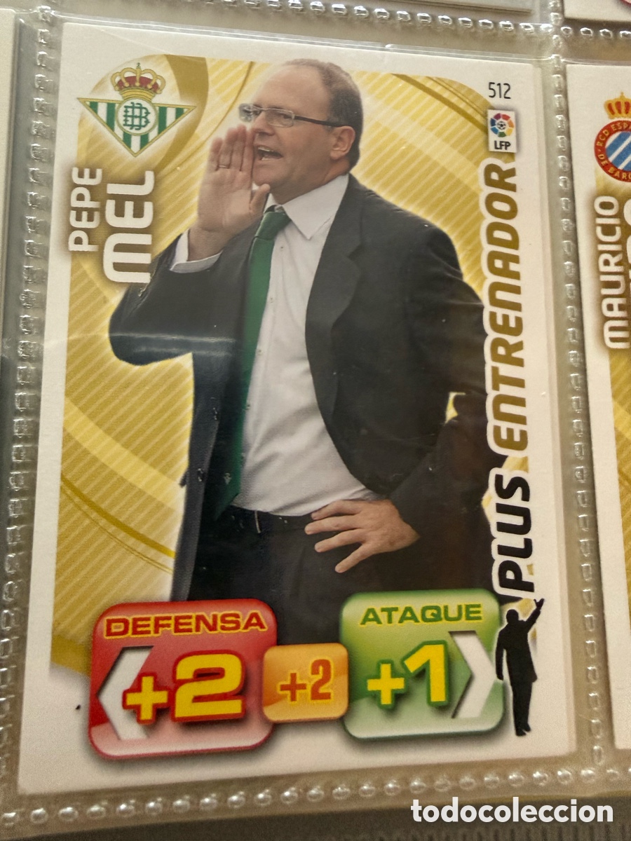 Fu&szlig;ball-Sticker: ADRENALYN XL. 2011-12. PEPE MEL ( Real Betis). PLUS ENTRENADOR