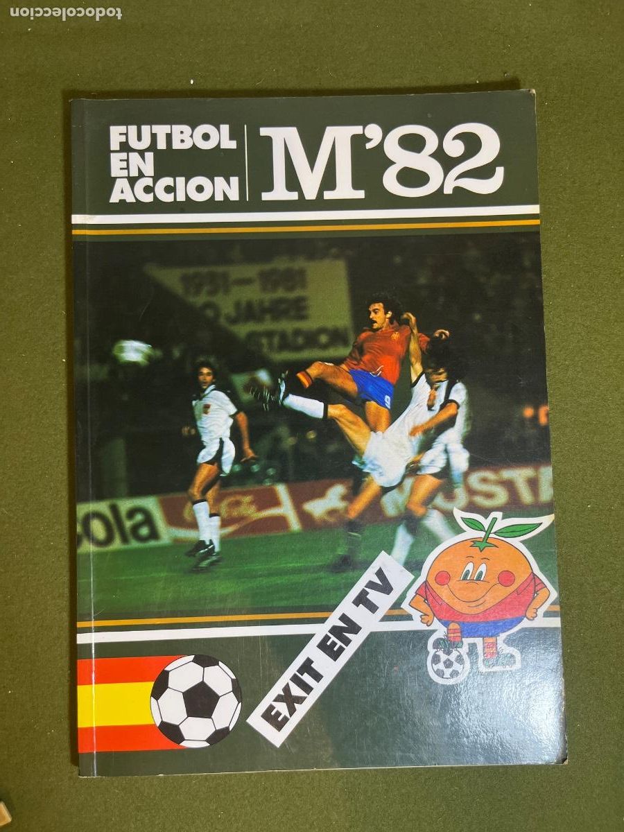 Cromos de Futebol: F&uacute;tbol en Acci&oacute;n Mundial 82 &ndash; &Aacute;lbum ilustrado del Mundial de Espa&ntilde;a 1982 &ndash; Proconsult &ndash; Vintage