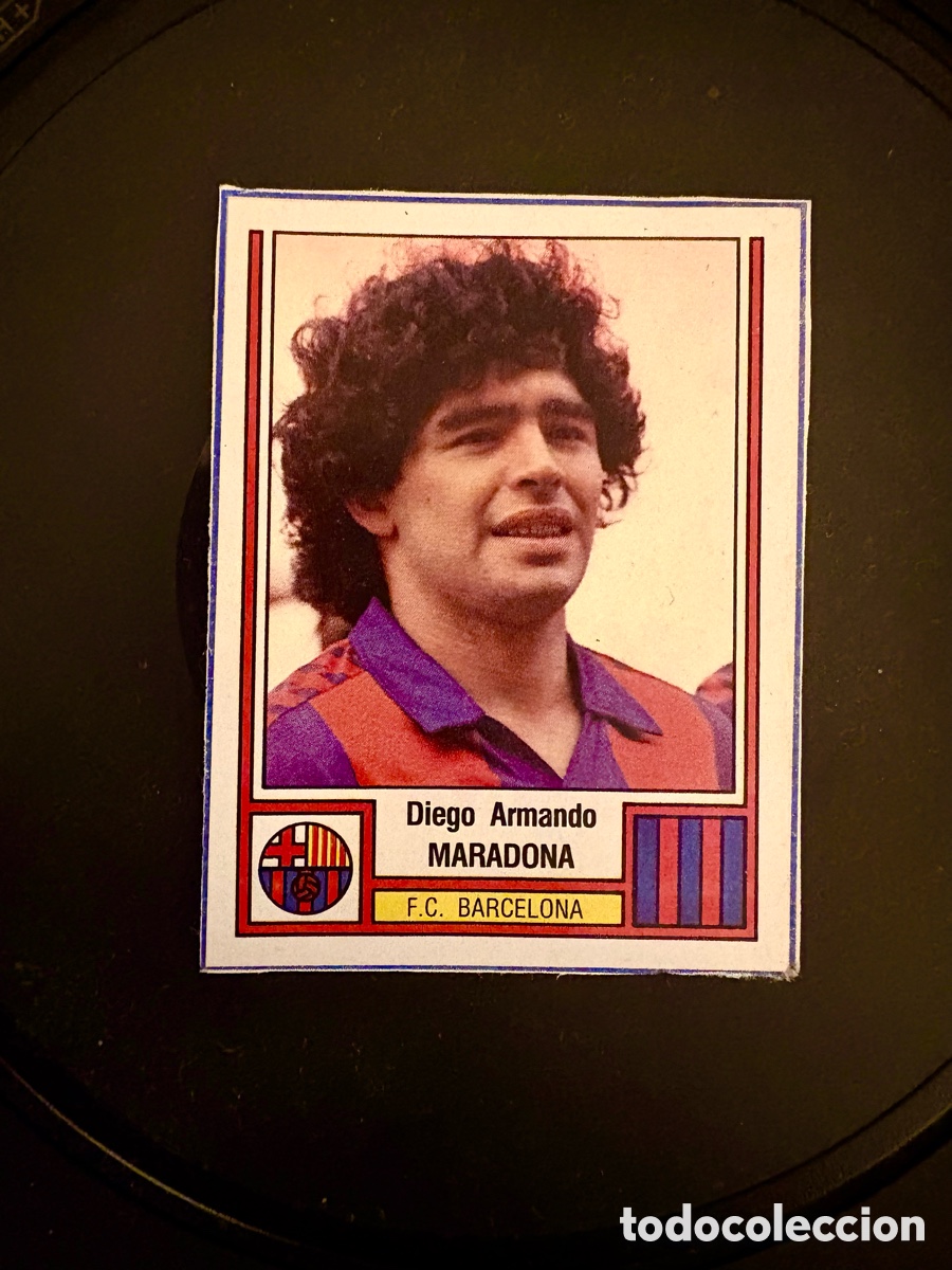 Cromos de f&uacute;tbol: Cromo ROOKIE Diego Armando Maradona BARCELONA F&uacute;tbol 83 Panini - Recuperado -Excelente Frontal 1983