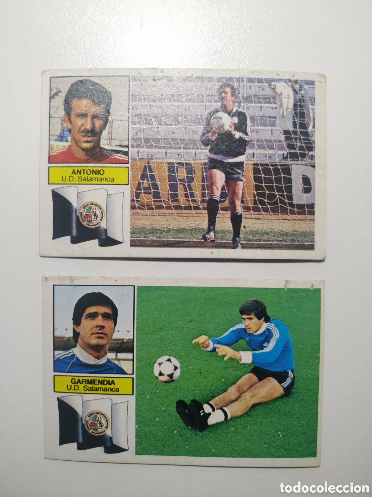 Cromos de f&uacute;tbol: 2 cromos, Antonio y Garmendia, 82 83 1982 1983, ediciones ESTE, despegados