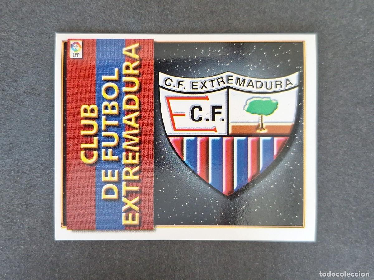 Football Stickers: L4 ESCUDO C. F. EXTREMADURA LIGA ESTE 1998 1999 98 99 NUNCA PEGADO SIN PEGAR