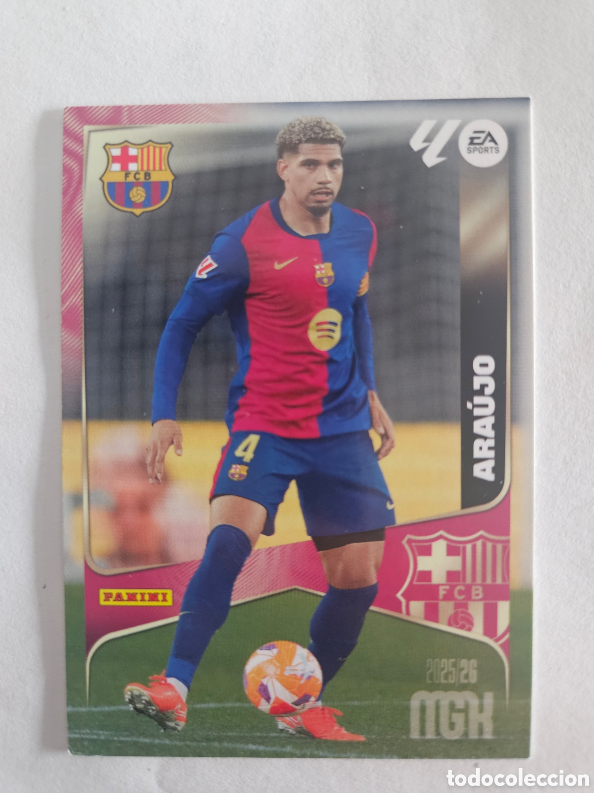 Cromos de f&uacute;tbol: Panini Megacracks 2025 2026 25 26 78 Ara&uacute;jo Barcelona