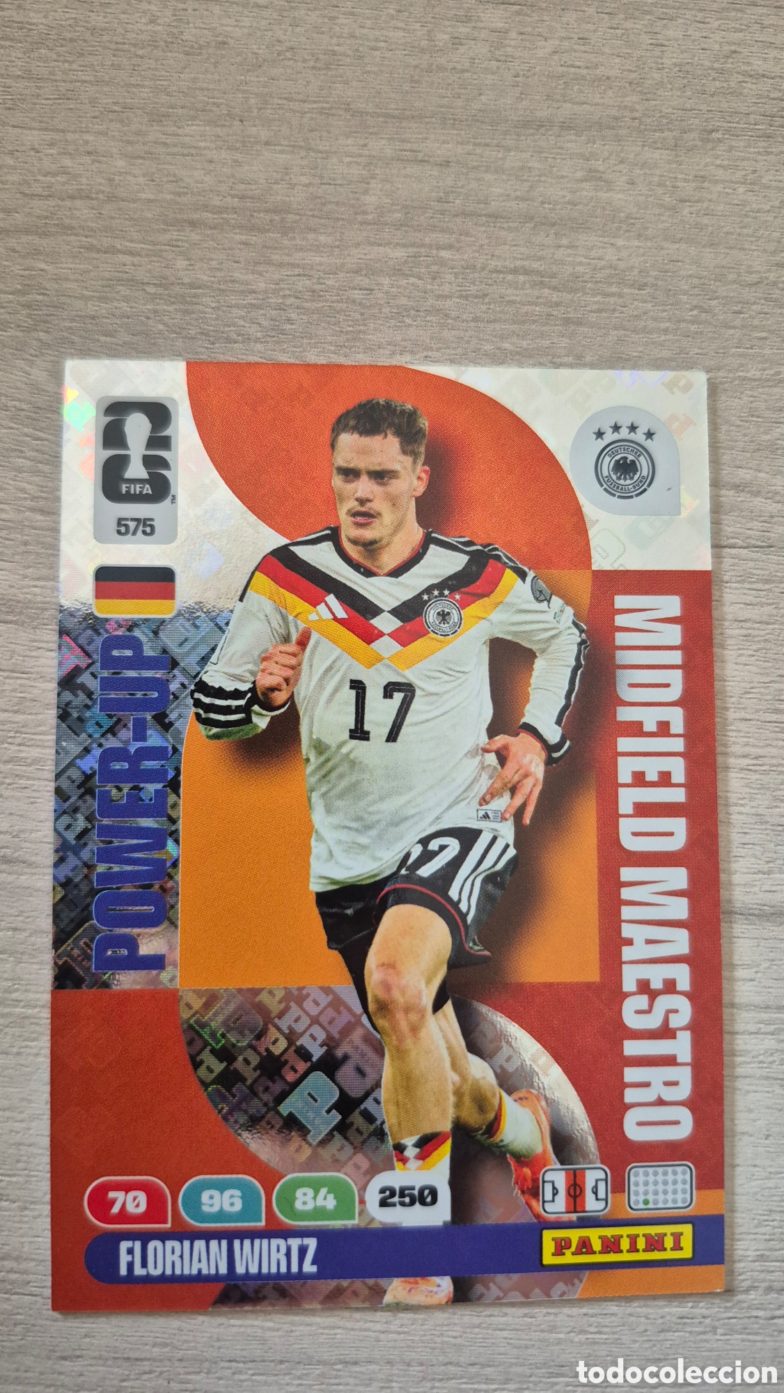 Cromos de f&uacute;tbol: N&deg;575 Power-Up Midfield Maestro Flori&aacute;n Wirtz Adrenalyn FIFA World Cup 2026