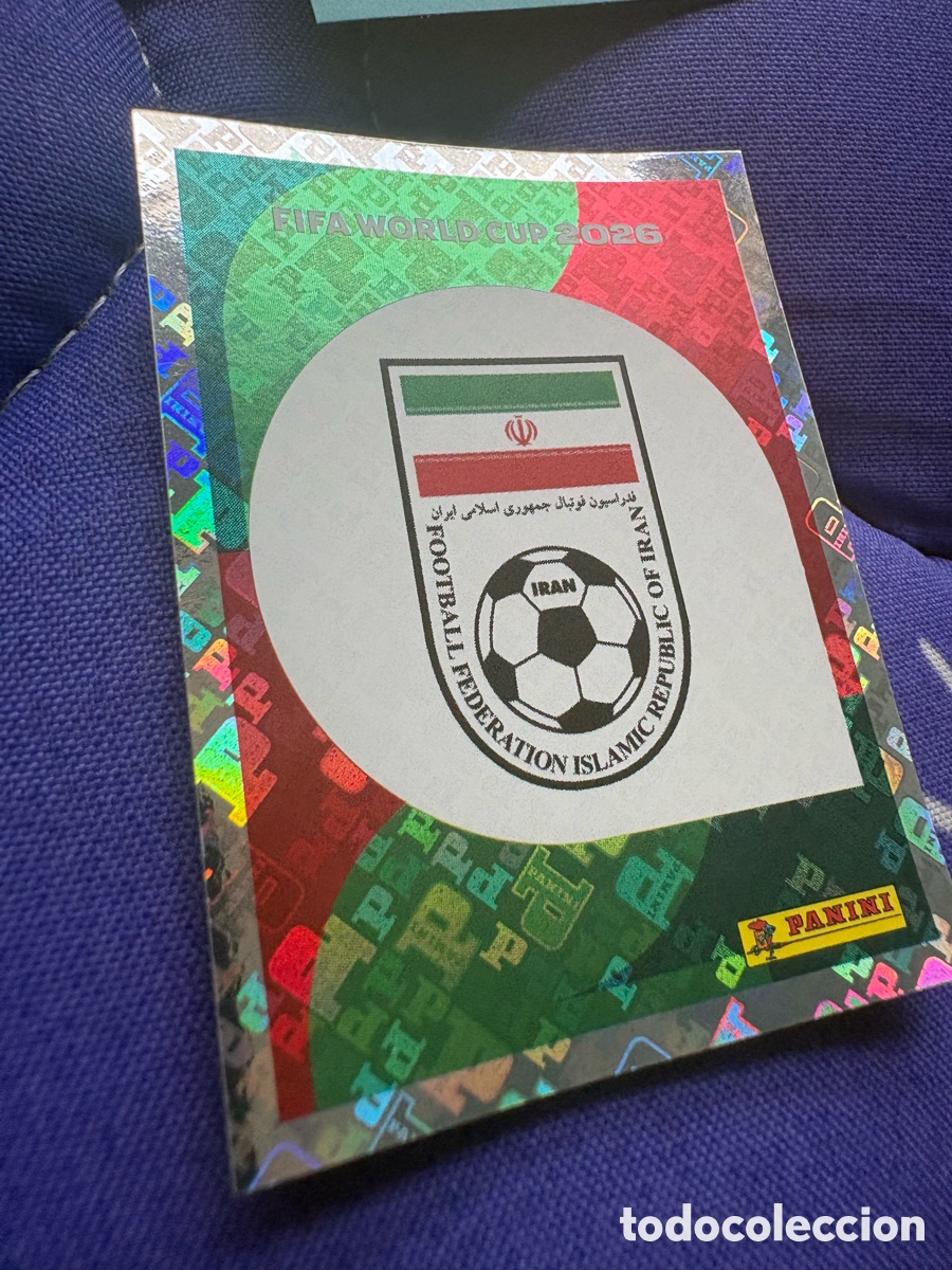 Cromos de f&uacute;tbol: CROMO NUMERO 1 ESCUDO IRAN. MUNDIAL 2026. PANINI.