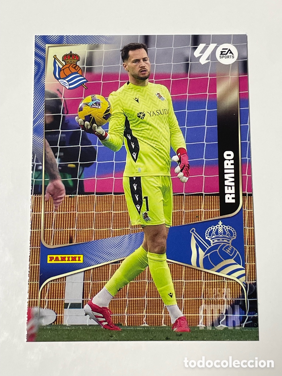 Cromos de f&uacute;tbol: Alex Remiro Real Sociedad Panini Megacracks 2025/26 #308